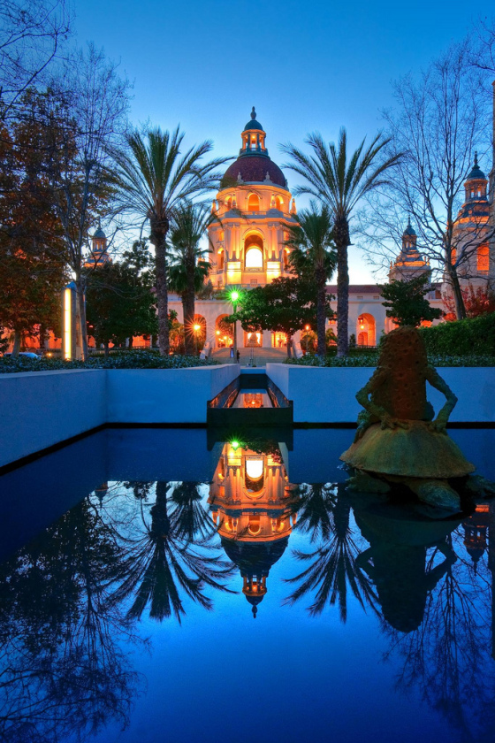 Pasadena City Hall (photo by Michael Chen)