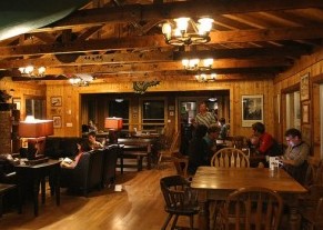 The Yosemite Bug's cafe: cozy as all get out (photo by jshyun)